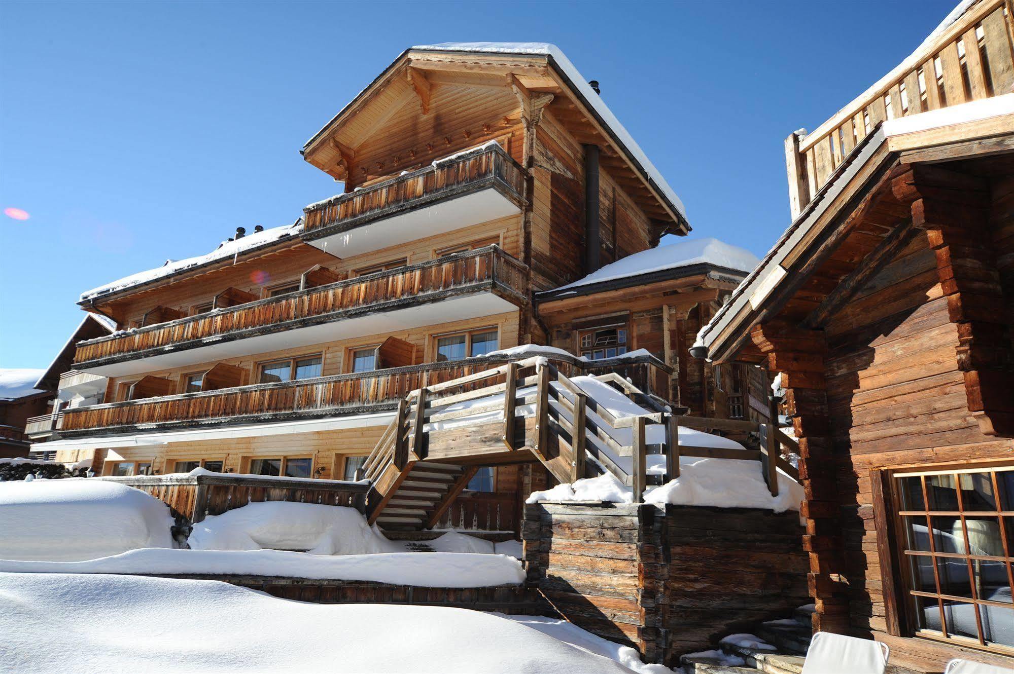 Hostellerie du Pas de l'Ours Relais et Châteaux Crans-Montana Exterior foto